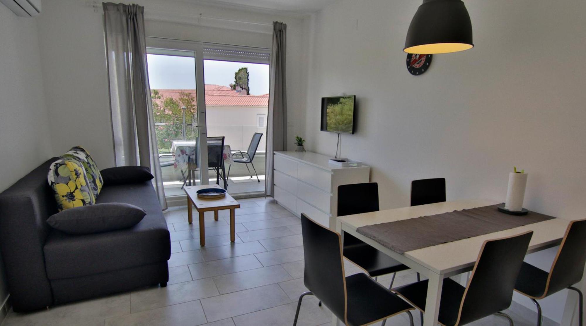 נובליה Apartments Luna מראה חיצוני תמונה