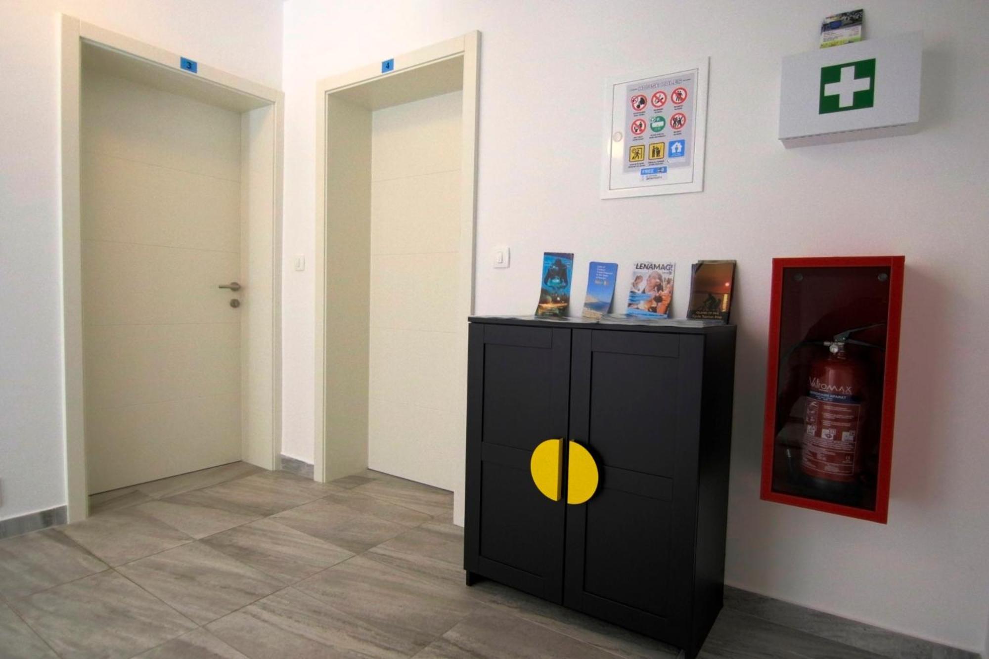 נובליה Apartments Luna מראה חיצוני תמונה