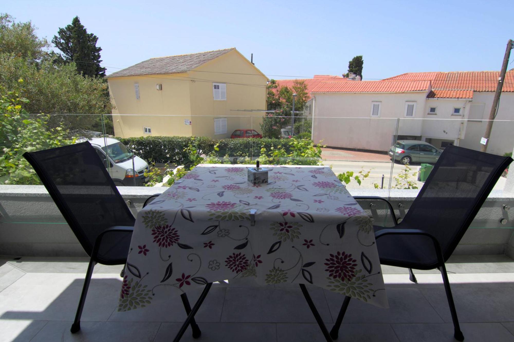 נובליה Apartments Luna מראה חיצוני תמונה