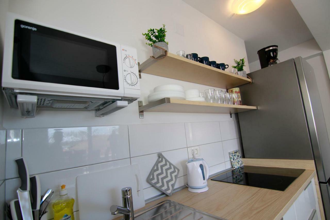 נובליה Apartments Luna מראה חיצוני תמונה